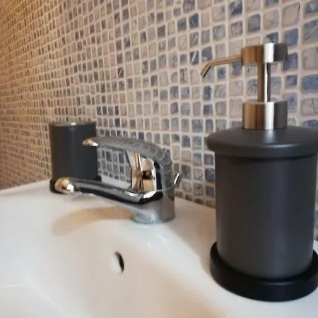 Happy Rabbit 1 Апартаменты *